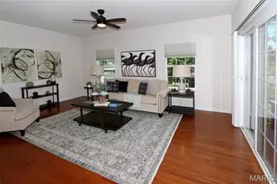 10925 Clydesdale Manors Ct, Saint Louis, MO 63123 - Photo 13