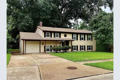 2010 E Humes Lane, Florissant, MO 63033 - Photo 1