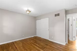 2010 E Humes Ln, Florissant, MO 63033 - Photo 11