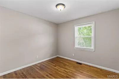 2010 E Humes Lane, Florissant, MO 63033 - Photo 15