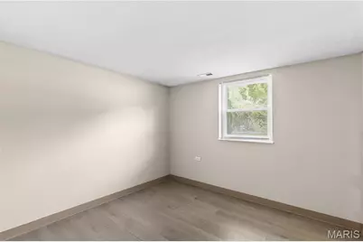 2010 E Humes Lane, Florissant, MO 63033 - Photo 23