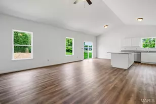405 N 2nd St, New Florence, MO 63363 - Photo 11