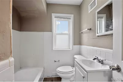 1823 Eton Lane, Saint Louis, MO 63147 - Photo 27