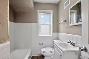 1823 Eton Ln, Saint Louis, MO 63147 - Photo 27