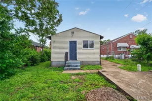 1823 Eton Ln, Saint Louis, MO 63147 - Photo 5
