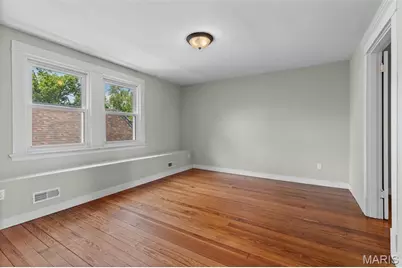 7065 Waterman Avenue, University City, MO 63130 - Photo 31