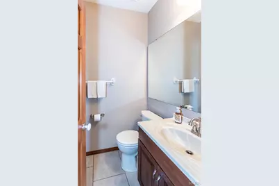 2821 Championship Boulevard, Saint Louis, MO 63129 - Photo 15