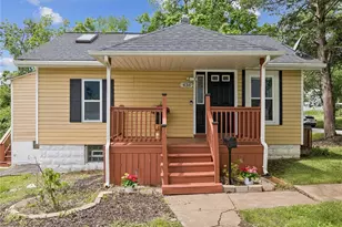 436 Meacham St, Kirkwood, MO 63122 - Photo 1