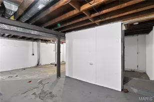 416 Ballman Ave, Saint Louis, MO 63135 - Photo 25