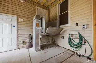 4158 Schiller Pl, Saint Louis, MO 63116 - Photo 29