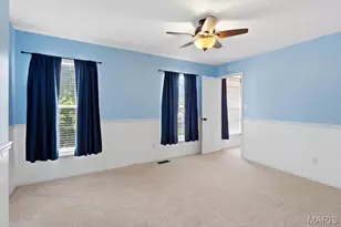 350 Harbour Pointe Dr, Wildwood, MO 63040 - Photo 33