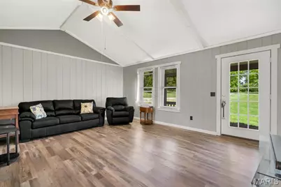 19316 Durango Drive, Warrenton, MO 63383 - Photo 9