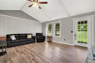 19316 Durango Dr, Warrenton, MO 63383 - Photo 9