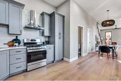 1000 Barton Street, Saint Louis, MO 63104 - Photo 15