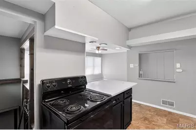 514 Wishaw Court, Saint Louis, MO 63137 - Photo 11