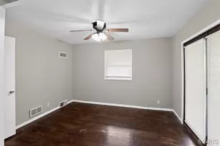 514 Wishaw Ct, Saint Louis, MO 63137 - Photo 17