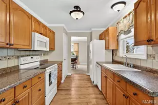 5851 Mango Dr, Saint Louis, MO 63129 - Photo 29