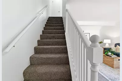 2350 Charlemagne Drive, Maryland Heights, MO 63043 - Photo 15
