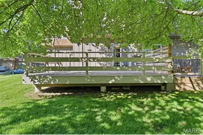 2350 Charlemagne Drive, Maryland Heights, MO 63043 - Photo 25