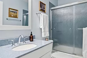 2350 Charlemagne Dr, Maryland Heights, MO 63043 - Photo 17