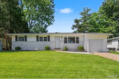 220 Francisca Drive, Florissant, MO 63031 - Photo 1