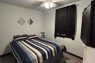 210 N 3rd St, Hunnewell, MO 63443 - Photo 19