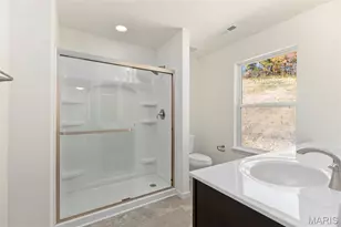 1563 Salerno Dr, Saint Louis, MO 63133 - Photo 13