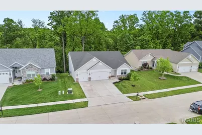 1010 Timber Bluff Drive, Wentzville, MO 63385 - Photo 1