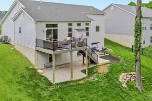 1010 Timber Bluff Dr, Wentzville, MO 63385 - Photo 39