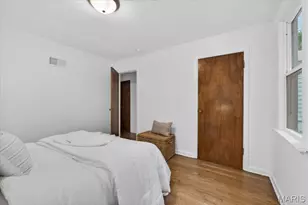 7574 Ellis Ave, Maplewood, MO 63143 - Photo 19