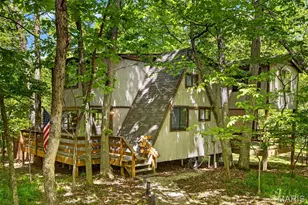 677 Whitetail Creek Dr, Innsbrook, MO 63390 - Photo 1