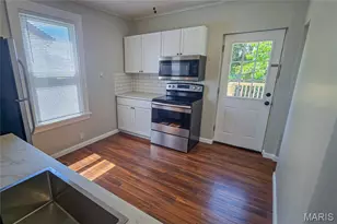 4706 Tesson St, Saint Louis, MO 63116 - Photo 9