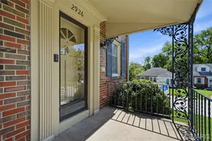 2926 Wingate Ct, Saint Louis, MO 63119 - Photo 3