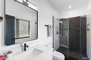10010 Schuessler Rd, Saint Louis, MO 63128 - Photo 25