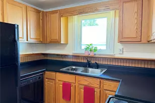 9930 Carlyle Ave, Overland, MO 63114 - Photo 11