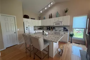 994 Shire Ln, Eureka, MO 63025 - Photo 5