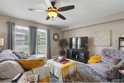 4612 Via Condotti, Saint Peters, MO 63304 - Photo 3