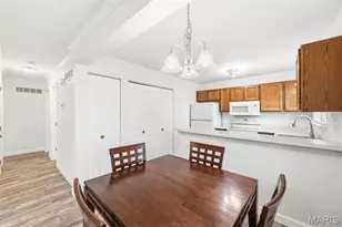 810 Sugar Valley Ct, Saint Peters, MO 63376 - Photo 7