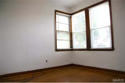 7716 Brocton Court, Saint Louis, MO 63121 - Photo 9