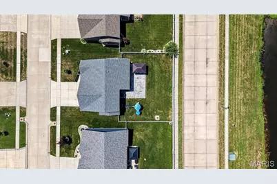 209 W Pine Creek Court, Wentzville, MO 63385 - Photo 61