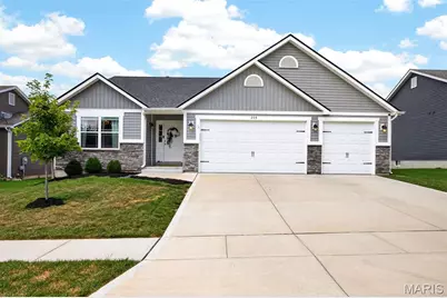 209 W Pine Creek Court, Wentzville, MO 63385 - Photo 1