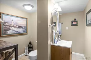 5627 Wieland Dr, Saint Louis, MO 63128 - Photo 31