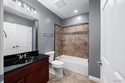 2112 S 11th Street, Saint Louis, MO 63104 - Photo 17