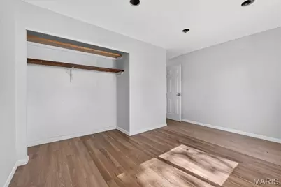 4 Cameo Court, Florissant, MO 63033 - Photo 11