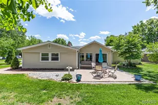 32 Normandy Dr, Lake Saint Louis, MO 63367 - Photo 5