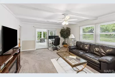 32 Normandy Drive, Lake Saint Louis, MO 63367 - Photo 15