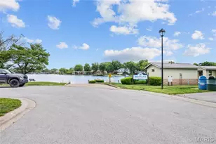 32 Normandy Dr, Lake Saint Louis, MO 63367 - Photo 35