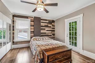 1216 N 5th St, Saint Charles, MO 63301 - Photo 29