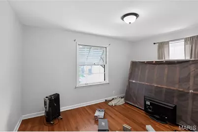 1941 Farrell Drive, Saint Louis, MO 63133 - Photo 11