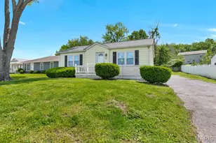 3516 Elm Point Rd, Saint Charles, MO 63301 - Photo 3
